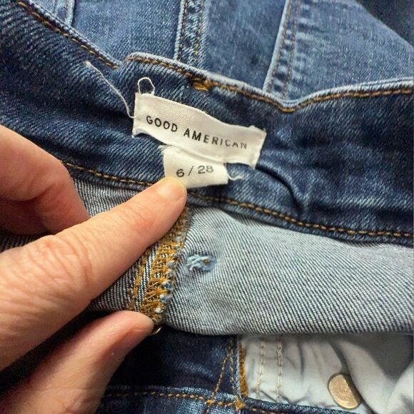 Good America Designer Button Fly Jeans - Picture 5 of 7